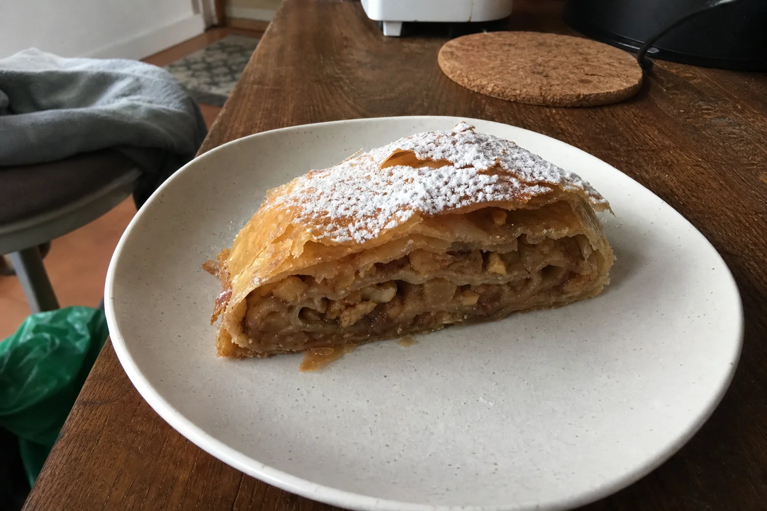 Apple Strudel with Walnuts and Cinnamon