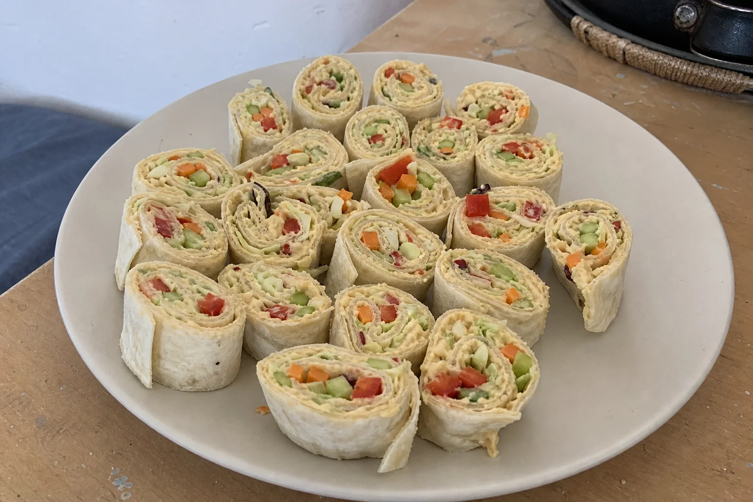 Tortilla Roll-Ups with Chickpea Cream and Vegetables