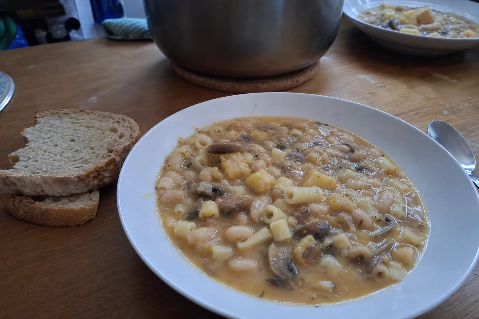 Bean Minestrone with Potatoes, Mushrooms and Pasta